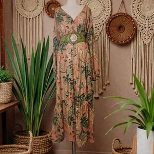 H & M Tropical print  maxi  dress